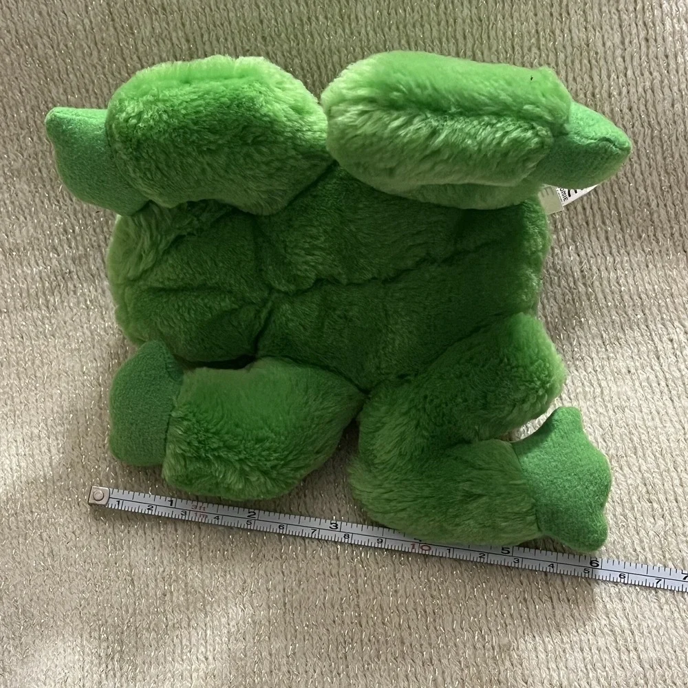 DAKIN Hoppity Green Frog Applause Noisie Stuffed Animal Plush #6368 6.5 Inches